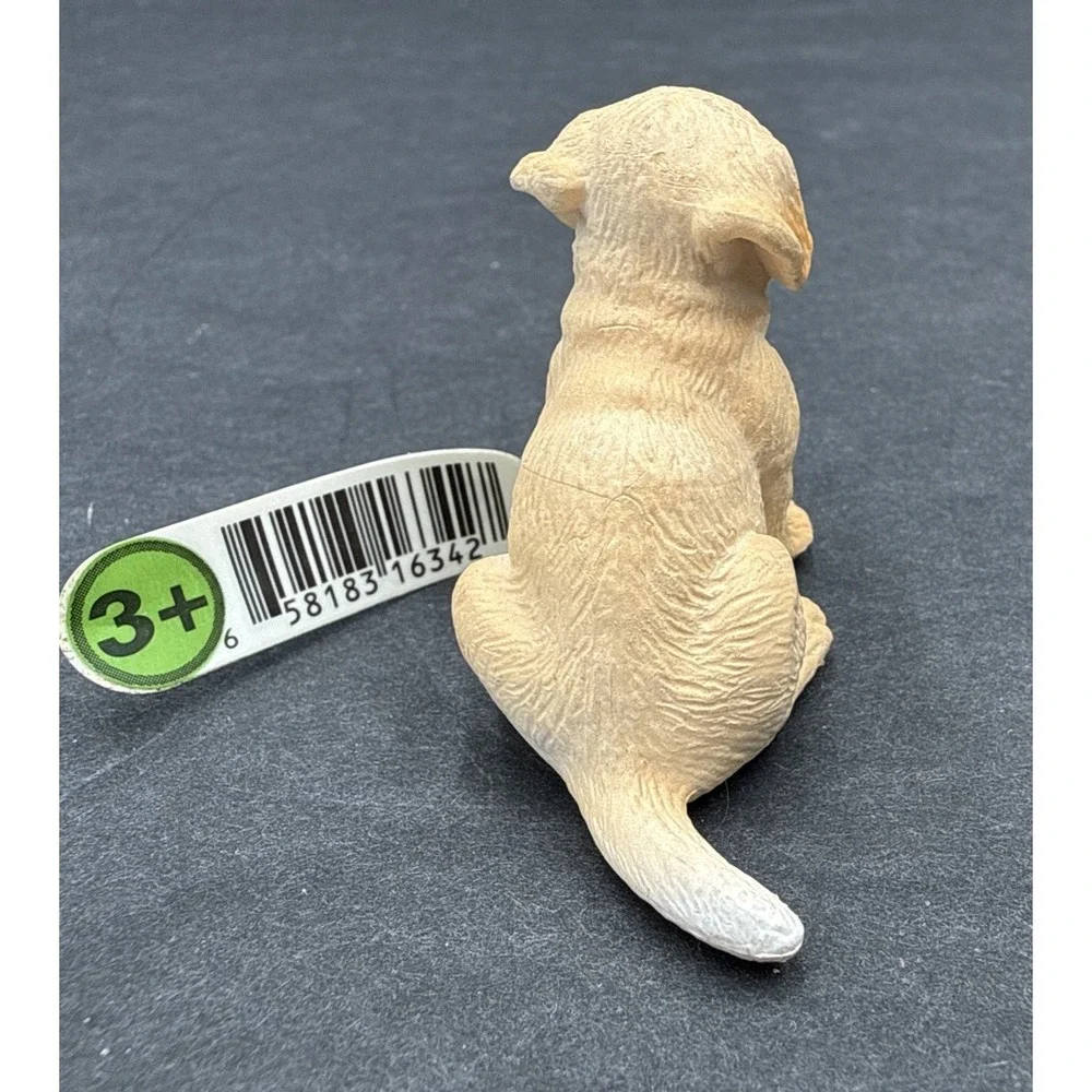 Schleich Golden Retriever Puppy Dog Pet‎ Animal Figure Resin